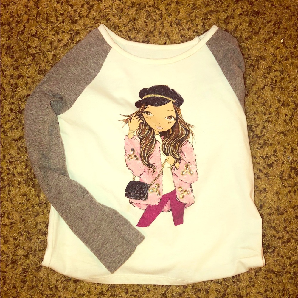Girls long sleeve cream/grey fashion shirt!